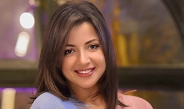 منى فاروق: «عندي مشكلة كبيرة في المعدة وبرجع دم.. ادعولي»