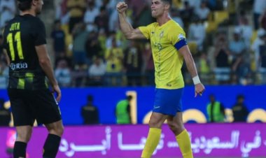 رونالدو يفوز بجائزة جديدة في الدوري السعودي