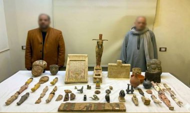 ضبط شخصين بحوزتهما 53 قطعة أثرية نادرة 