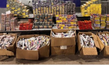 ضبط 250 ألف صاروخ ألعاب نارية داخل محل بالشرقية