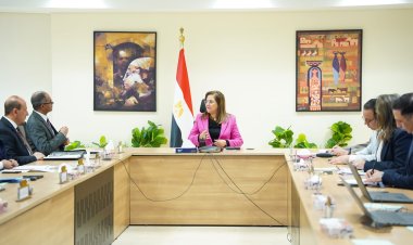 وزيرا التخطيط والتنمية الاقتصادية والإسكان يناقشان مقترح الخطة الاستثمارية لوزارة الإسكان للعام المالي 24/2025