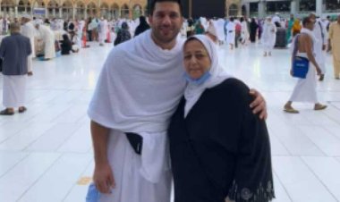 "كنتى كل حاجة حلوة ربنا خلقها".. حسن الرداد يحيى ذكرى وفاة والدته بكلمات مؤثرة