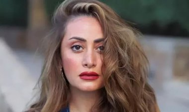منة تيسير تحذر من صفحة تنتحل شخصيتها