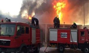 إخماد حريق محدود بمدخل محل بمنطقة الحسين بالجمالية