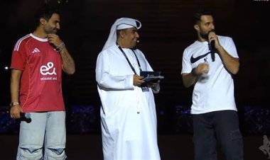 أحمد حاتم وأحمد فهمي يقدمان حفل نهائي السوبر المصري بين الأهلي والزمالك
