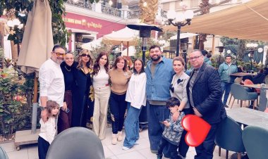 إلهام شاهين تشارك جمهورها صورا من أجواء عائلية