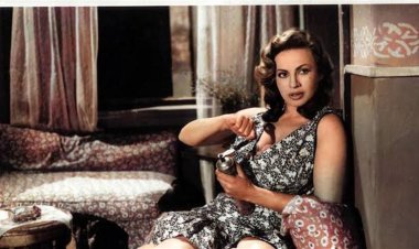 تحذير شديد اللهجة..  أسرة هند رستم تصدر بيان ضد منتهكي الحقوق الملكية للفنانة