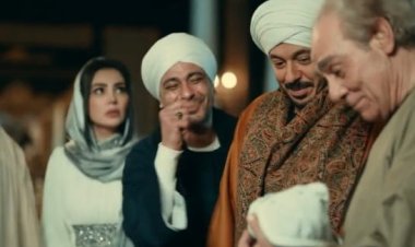 مصطفى شعبان يأخذ زوجته وابنه إلى القصر في الحلقة السابعة من مسلسل «حكيم باشا»