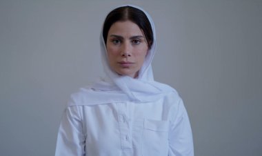 صبا مبارك مستشارة للأحوال الزوجية في «لحظة غضب»