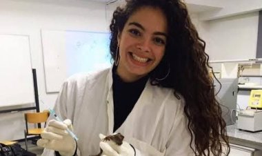 الدكتورة «فلوريان أشرف» تحصل على جائزة أفضل دكتوراه في الصيدلة بـ«منطقة باريس»