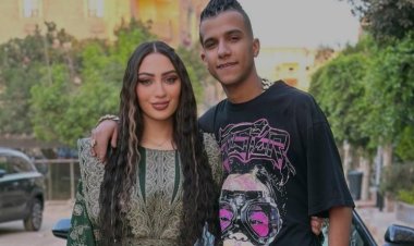 بعد دهس زوجها لشخص.. زوجة عصام صاصا: «الناس بتهاجم المشهور علشان مينفعش يغلط»