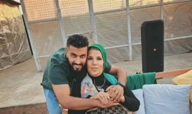 محمد سامي: "أمي قوية جدًا.. وبحبها أكتر من نفسي"