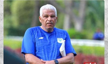 وفاة ميمي عبد الرازق المدير الفني السابق للمصري البورسعيدي