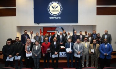 تسليم شهادات أول دفعة من برنامج المدرب المالي المعتمد لأعضاء هيئة تدريس الجامعات