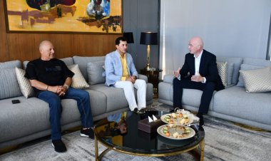 "إنفانتينو" يقضي إجازته في العلمين.. ورئيس الوزراء يهاتفه