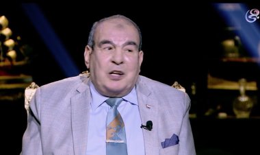 وفاة الفنان فكري صادق عن عمر  80 عامًا بعد صراع طويل مع المرض.