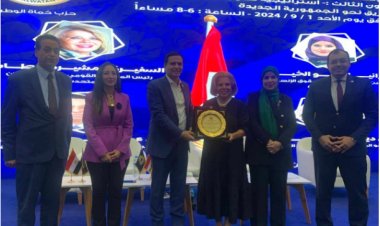 النائب طارق نصير: السفيرة مشيرة خطاب تمثل نموذجًا مشرفًا للمرأة المصرية