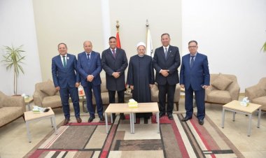 محافظ الدقهلية ومفتي الجمهورية يشهدان الندوة التثقيفية بعنوان «القرآن في رمضان فهم وتدبر وعمل» بالمنصورة