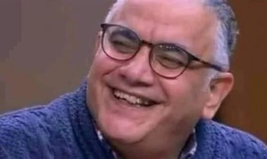 خضوع المخرج المسرحي شاذلي فرح لعملية جراحية.. ودعوات بالشفاء من أصدقائه ومحبيه