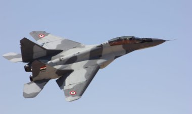 القوات الجوية تحتفل بعيدها الثاني والتسعين