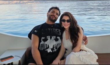 مسلم يتجاهل أزمته مع طليقته.. ويقضي عطلته الصيفية مع زوجته يارا