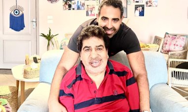 أحدث ظهور للفنان أحمد عدوية بصحبة نجله وأحفاده احتفالا بعيد ميلاده 