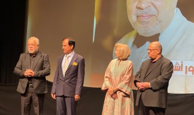 تكريم نجوم الفن في افتتاح الدورة الثانية من مهرجان المونودراما المسرحي 