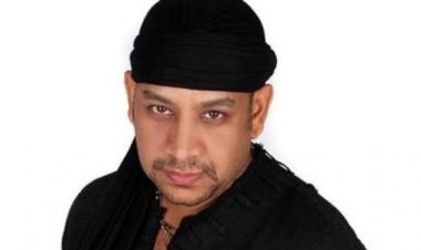 عصام كاريكا: محمد منير وأحمد آدم أقرب أصدقائي