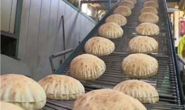 حملة على المخابز تضبط 15 طن دقيق في المحافظات  