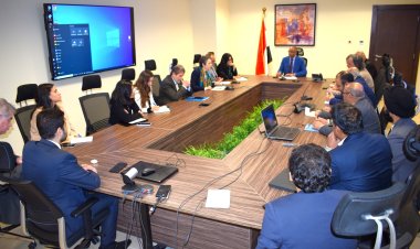 وزير الإسكان يتابع موقف تنفيذ محطات تحلية مياه البحر