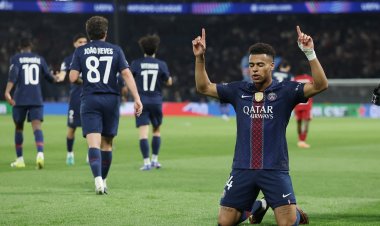 تحت أنظار صلاح.. ليفربول يتأخر بهدف أمام باريس سان جيرمان في الشوط الأول