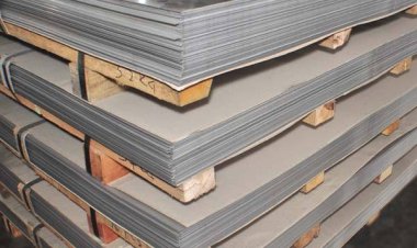 مجموعة صناعية سعودية تعتزم توريد الاستانلس ستيل إلى مصر