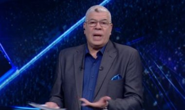 "متعصب ارميها تحتيك".. شوبير ينتقد جماهير الأهلي بسبب واقعة الزجاجات