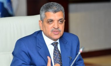 يقضي على أحلام الممرات الجديدة.. أسامة ربيع يكشف تفاصيل مشروع ازدواج قناة السويس