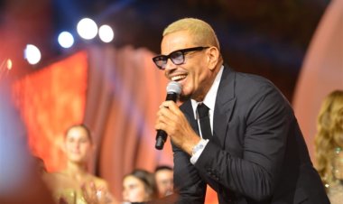 حقيقة إلغاء عمرو دياب تعاقده مع منصة أنغامي بسبب تأخر سداد الدفعات