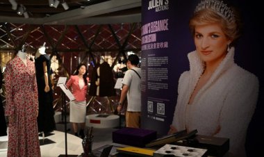 عرض 6 قطع ملابس تعود للأميرة ديانا قبل بيعها في مزاد