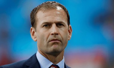 استقالة المدير الرياضي لنادي مانشستر يونايتد