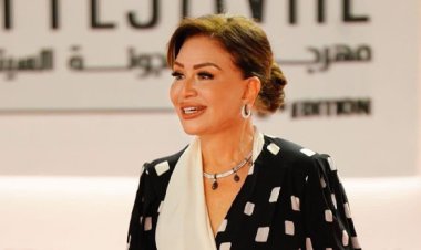 إلهام شاهين ترد على اتهامات التنمر على لبلبة بفيديو من افتتاح المتحف المصري الكبير