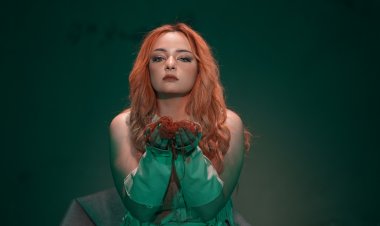 هلا شريف تطرح ألبوم «تلف وتدور»  