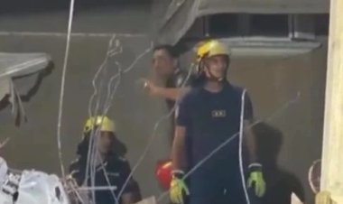 استخراج جثمان سيدة وطفل من أسفل عقار حدائق القبة المنهار