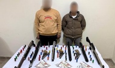 ضبط عاطلين بحوزتهما 9 قطع سلاح نارى ببنى سويف