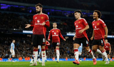 مانشستر يونايتد يقلب تأخره لفوز مثير على "السيتي"