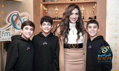 «سحروا الجميع».. أبطال «حاوي»  فى برنامج «إيه الجديد» (صور)