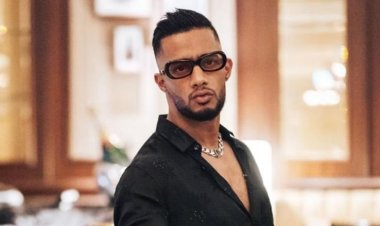 أول تعليق من محمد رمضان بشأن فيديو سقوطه على المسرح