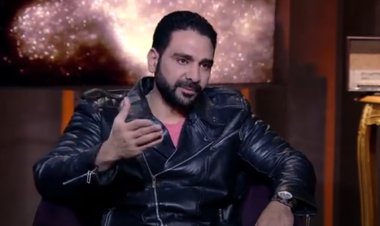 أكمل: «نجاحي خلى ناس كتير مش عايزاني على الساحة.. ونفسي أمثل»