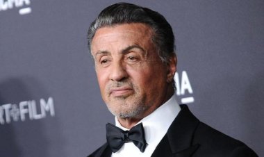 سيلفستر ستالون يبيع مذكراته فى مزاد علنى