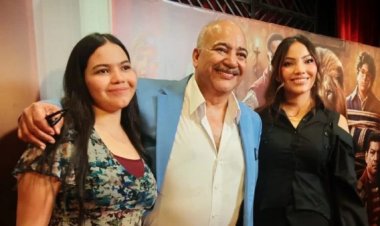 ابنتا بيومي فؤاد تدعمانه في العرض الخاص لفيلم «شيش دو»
