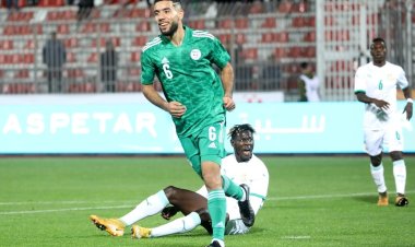 استدعاء أحمد قندوسي للمنتخب الجزائري بقيادة المدرب الجديد