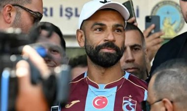 مدرب طرابزون الجديد عن التعامل مع «أبو مكة»: صلاح لاعب مؤثر جدًا