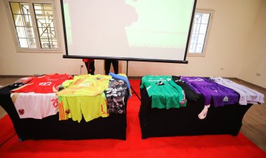 الأهلي بزيه التقليدي أمام جورماهيا في ليلة تسليم درع الدوري